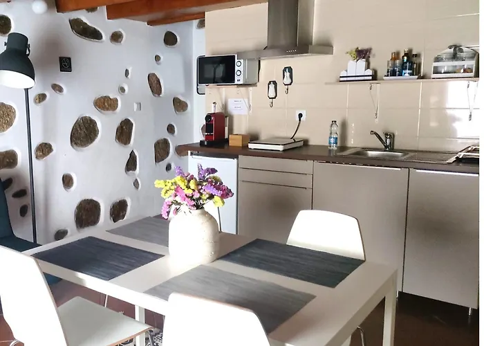 Coutorural בית הארחה *