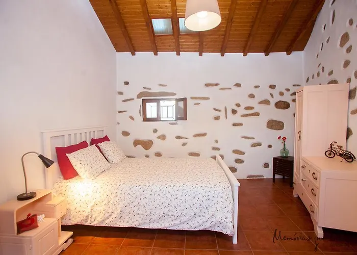 Coutorural Guest house *